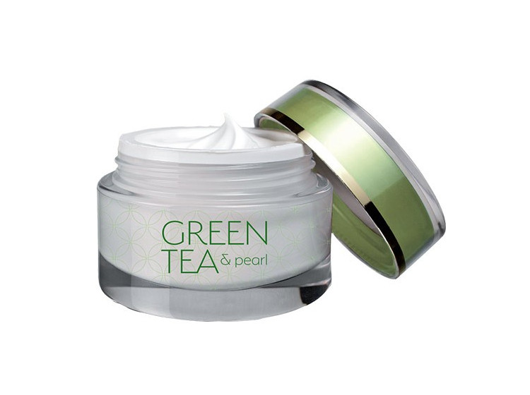 Green tea & pearl se zeleným čajem a pravými perlami 50 ml